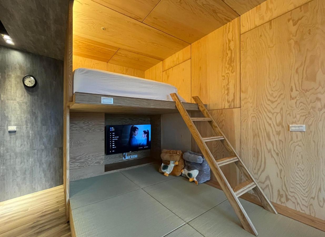 Toucheng Happyhouse頭城黑皮家 附早餐 Apartment ภายนอก รูปภาพ