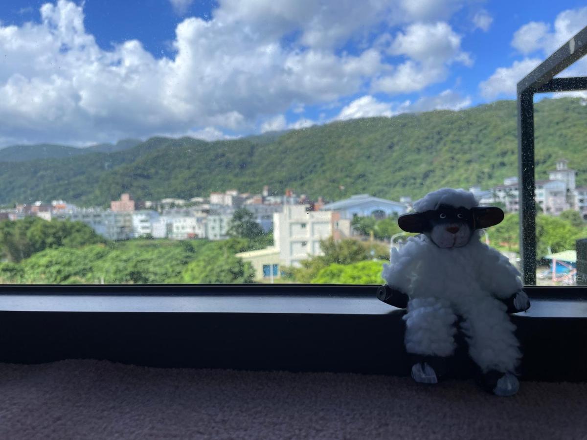 Toucheng Happyhouse頭城黑皮家 附早餐 Apartment ภายนอก รูปภาพ