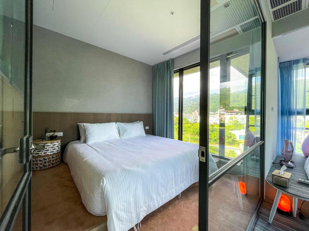 Toucheng Happyhouse頭城黑皮家 附早餐 Apartment ภายนอก รูปภาพ