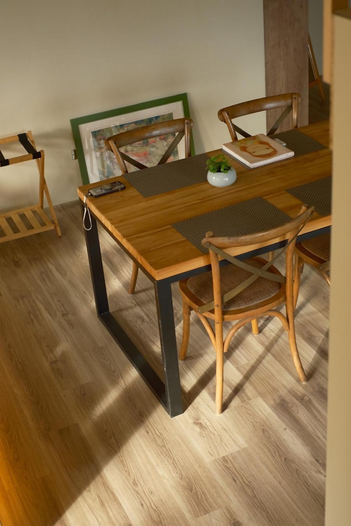 Toucheng Happyhouse頭城黑皮家 附早餐 Apartment ภายนอก รูปภาพ